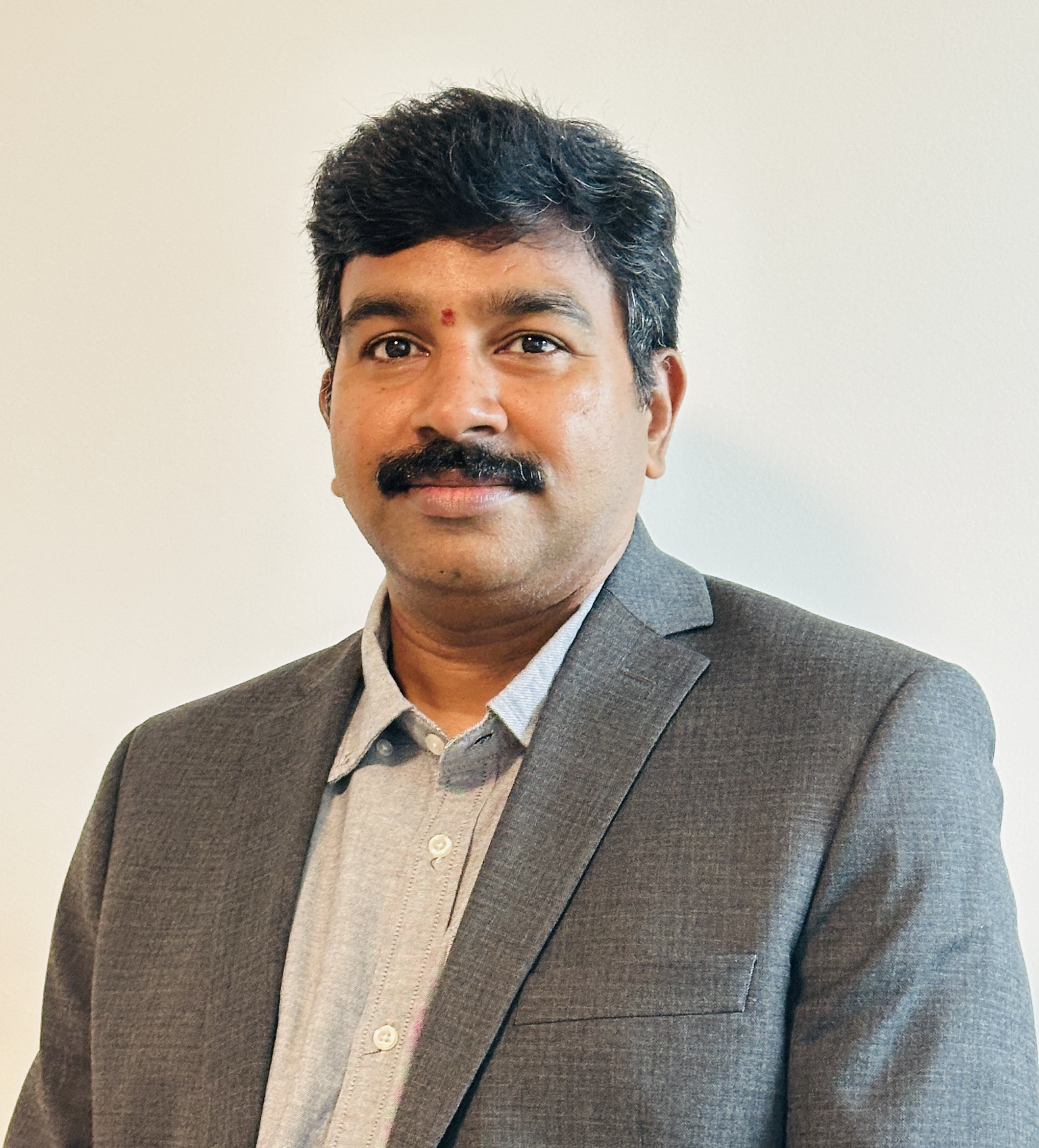 Suraj &mdash; Technology & Business Leader